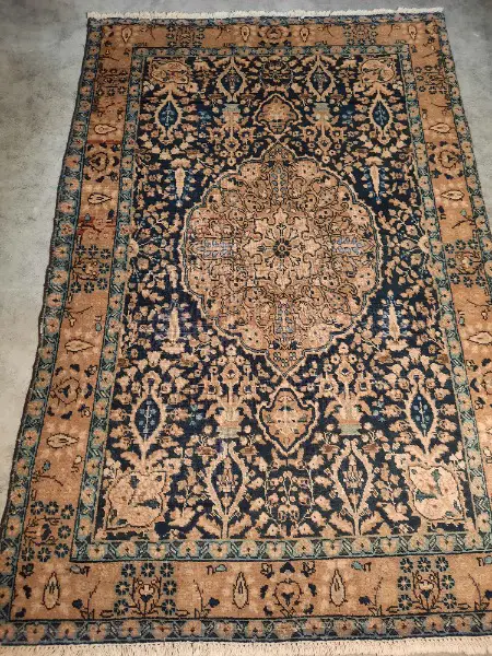 Perserteppich antik handgeknüpft 196x130