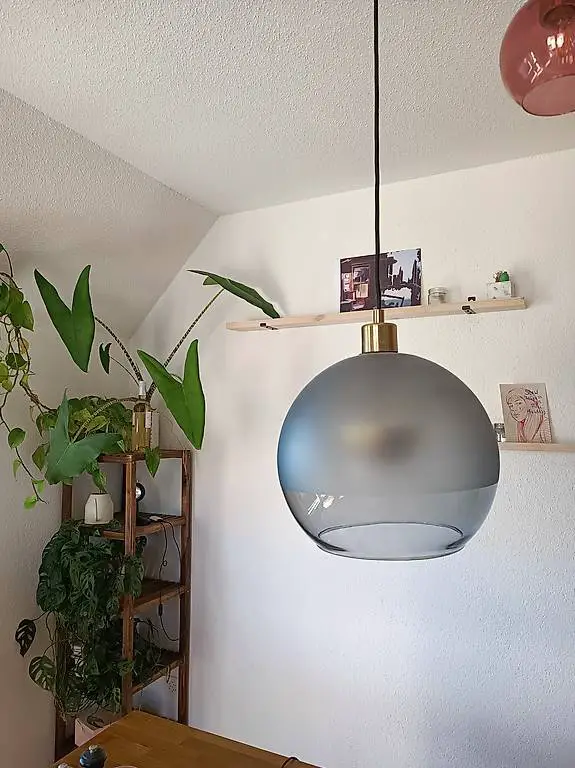 Lampenschirm mit Fassung