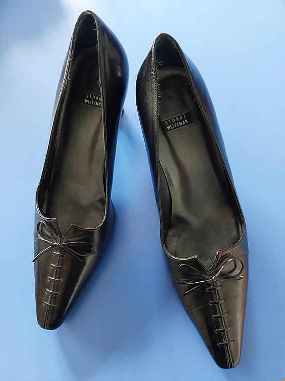 Schwarze Glattleder Pumps von Stuart Weitzmann