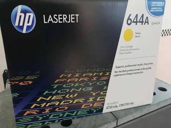  Original HP Color LaserJet 4730 yellow Toner, 644A, Q6462A
