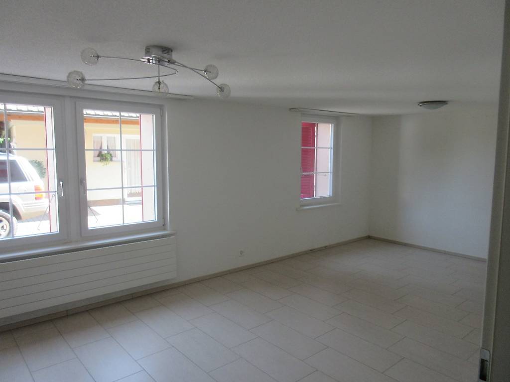 3,5 Zi-Wohnung, Parterre, (ohne/mit Gartensitzplatz und