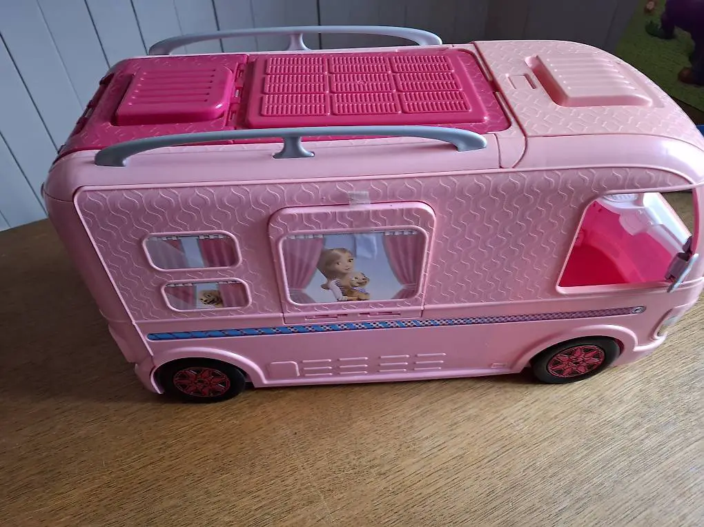 Barbie Camper