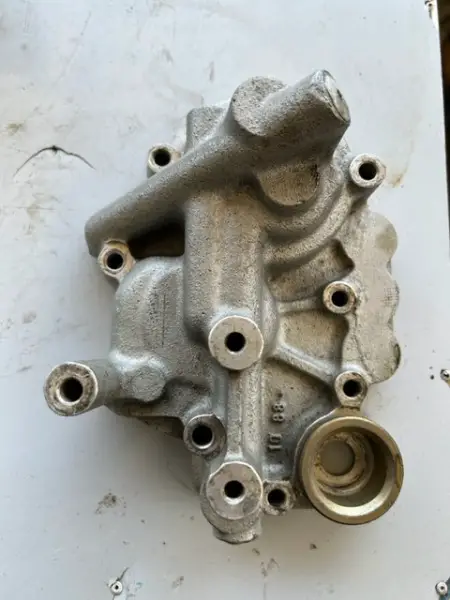 Coperchio anteriore del cambio per Ferrari Testarossa