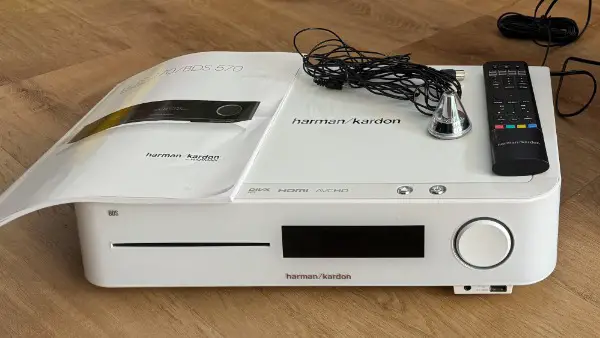Harman Kardon 2.1 Heimkinosystem in weiss
