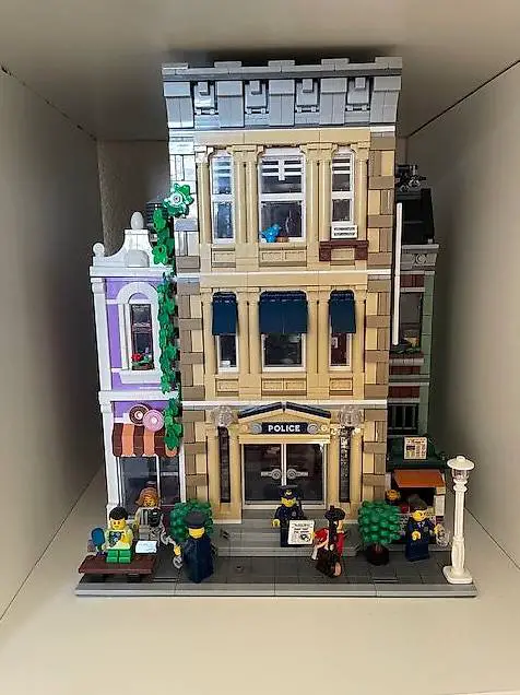 LEGO Polizeistation 10278 - Top Zustand