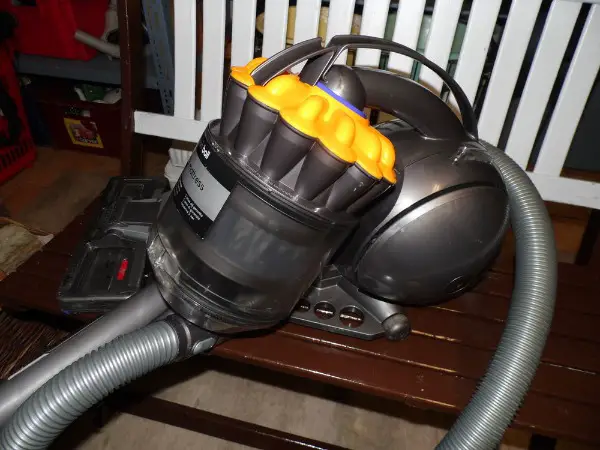 Dyson V11 Absolute Extra Pro Staubsauger