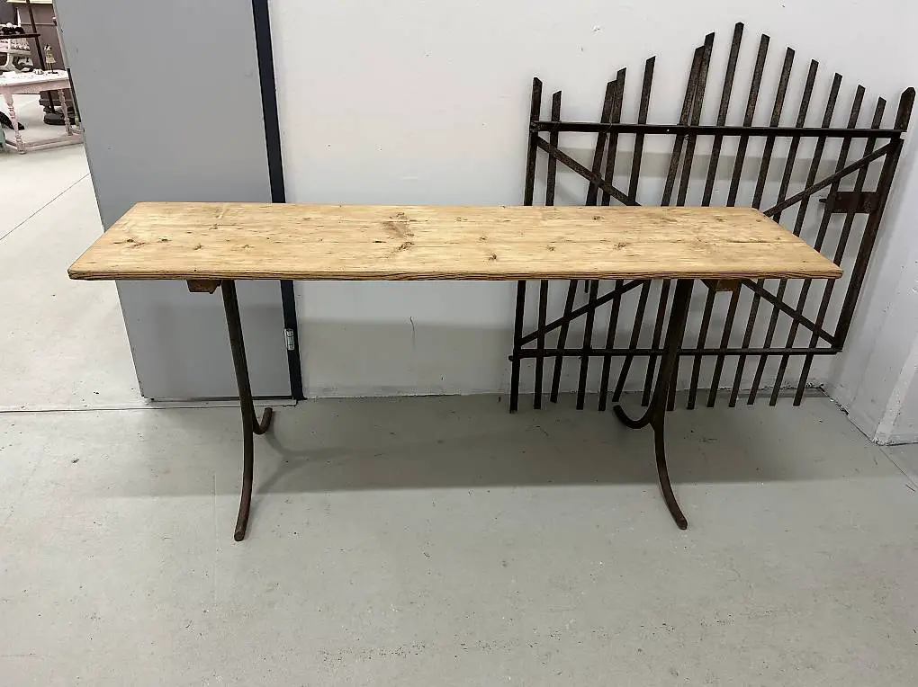 Tisch Arbeitstisch Wandtisch Tanne antik Eisenfüsse