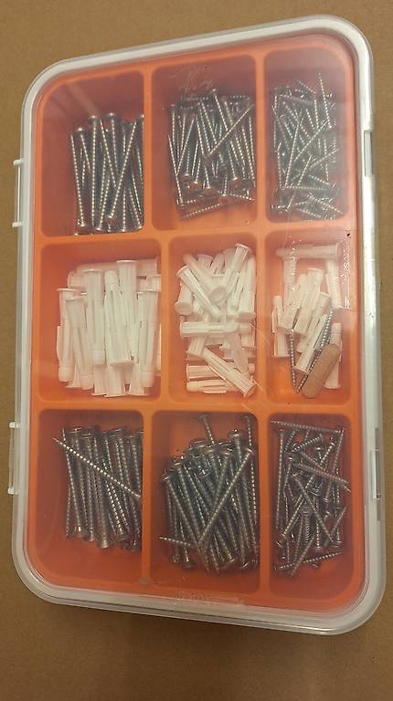 IKEA Dübel und Schrauben