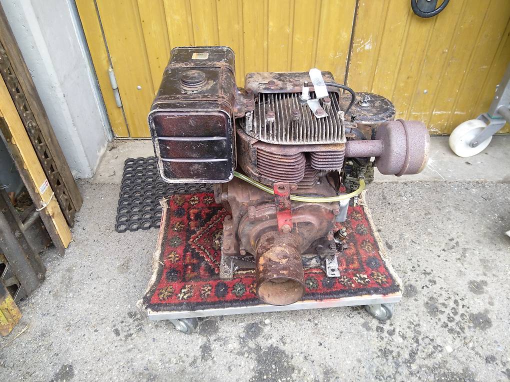 Briggs und Stratton 12 HP Basco Motor Synchro-Balanced