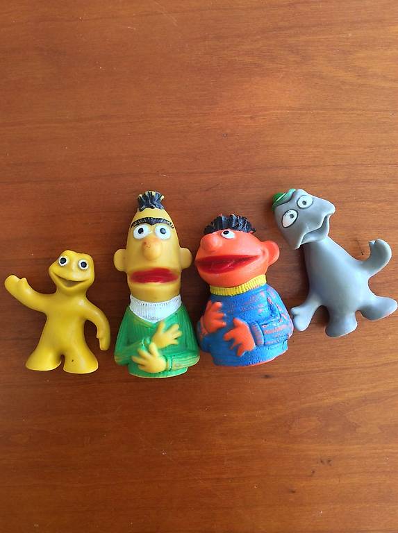 Sesamstrasse und Kli-Kla-Klawitter Knetgummi-Figuren