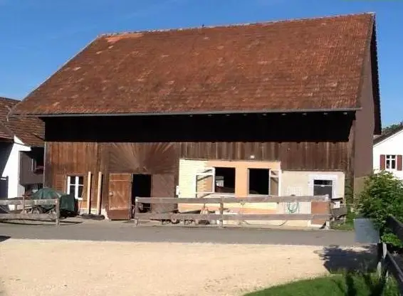 Selbstversorgerplatz in kleinem Privatstall, Thurgau, Nähe Wil