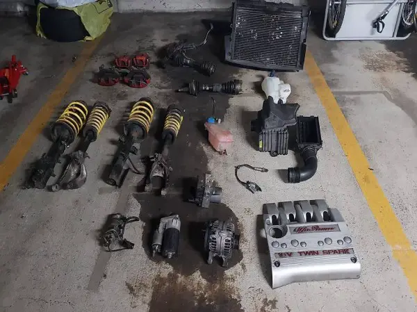 Teile Alfa Romeo 147 2.0 Twin Spark