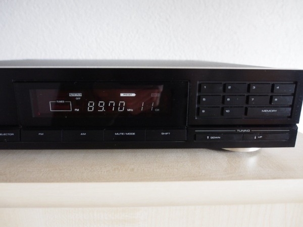 ONKYO - TM - 70 black Hifi Tuner Midi 36 cm Black