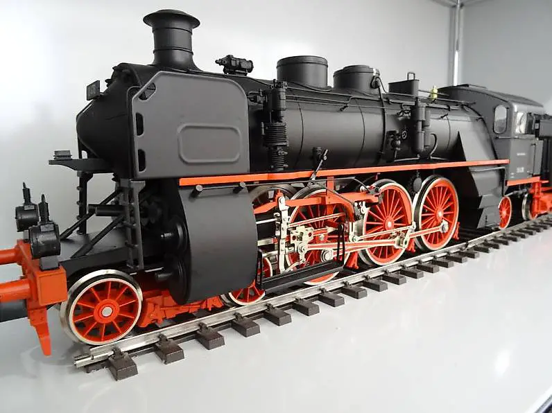 Spur1 Märklin BR18 Dampflok m. Tender Digital/Sound. Spur 1