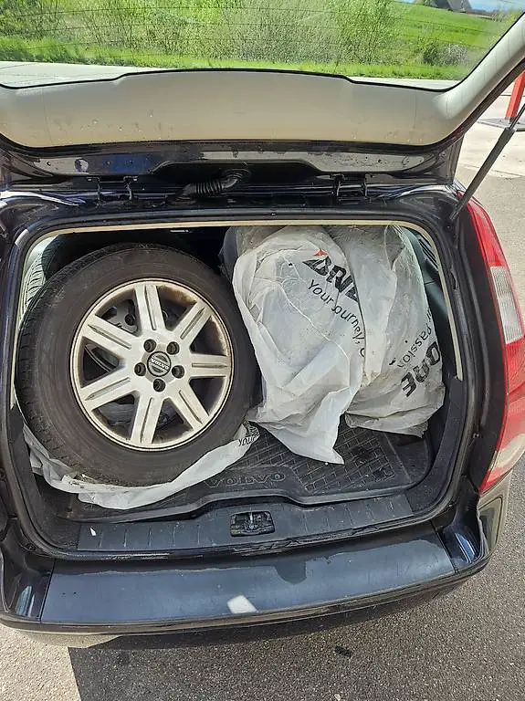 volvo v50 2.4 mfk 1.2024