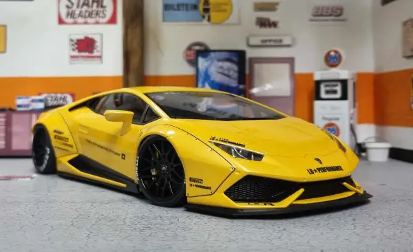 1/18 Lamborghini Huracan LB-Works Autoart