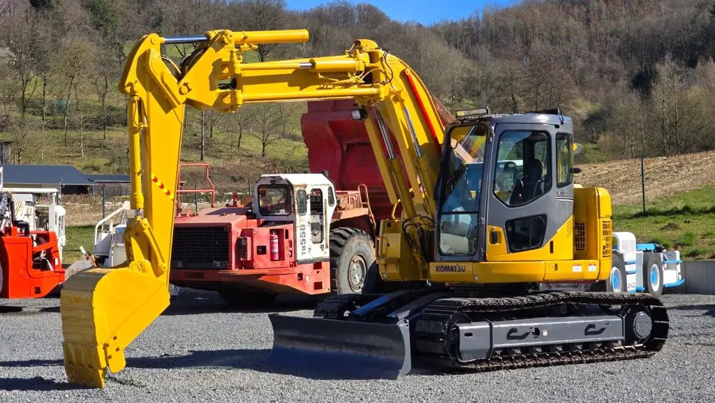 Kettenbagger KOMATSU PC128UU-2E0 gebraucht