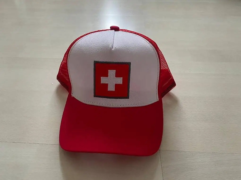 Baseball Cap / Snapback Schweiz Kreuz Neu