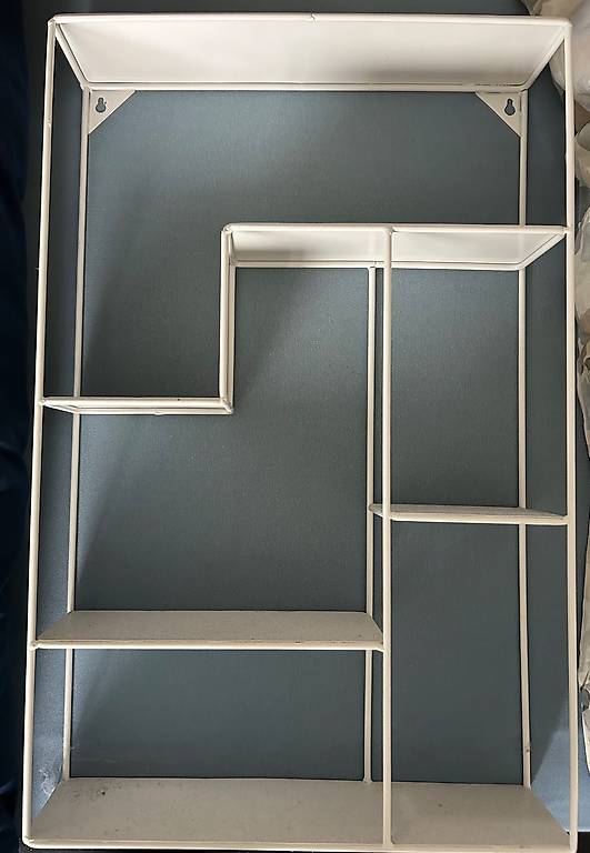 Gestell für kleinere Utensilien