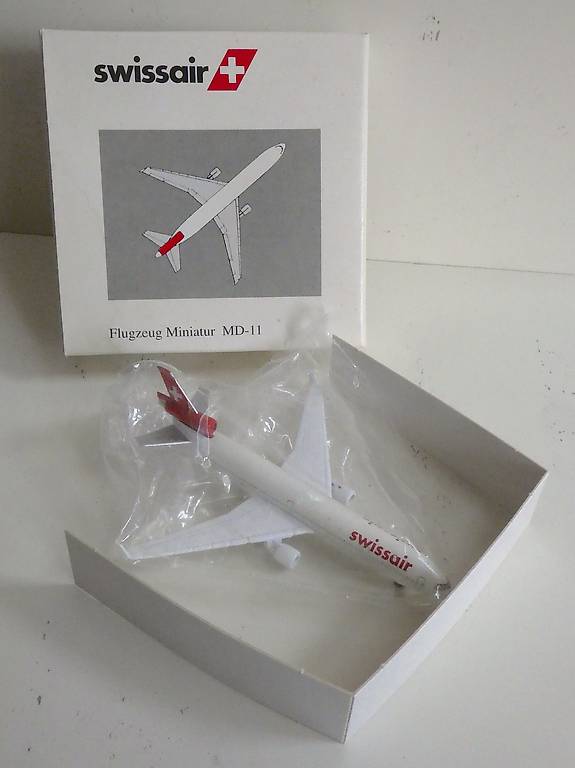 Swissair MD-11 Modell Miniatur Massstab 1:600 Metall Rarität