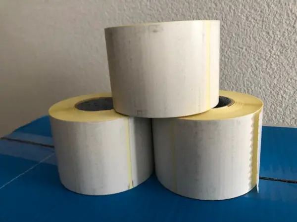 Thermoetiketten-Rollen permanent haftend