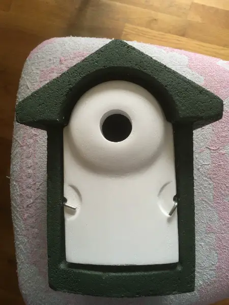 Nistkasten, Vogelnistkasten aus Holzbeton, Vogelnest