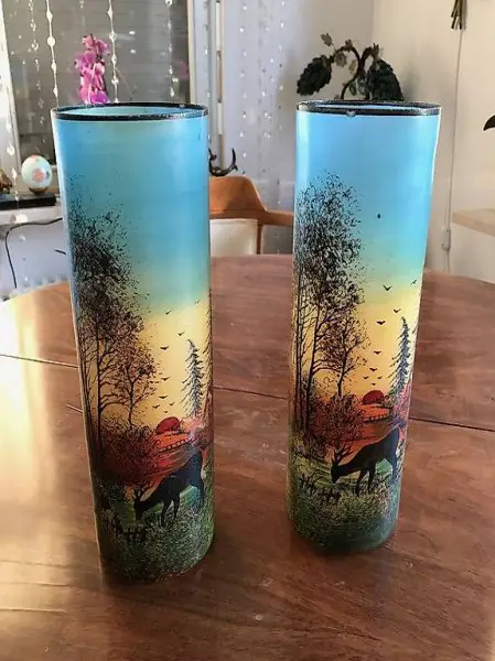 2 handgemalte Vasen im Jugenstil