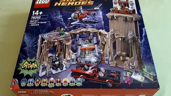 LEGO Superheroes 76052 - Classic TV Series Batcave