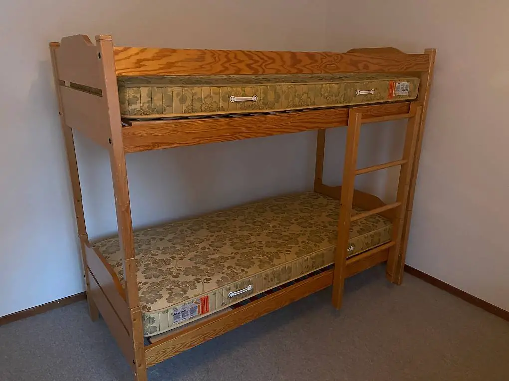 Etagenbett für 3 Personen - Stockbett 200x90