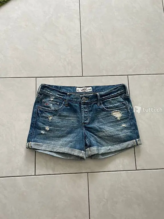 Hollister Shorts Jeans Hose kurz Gr. 28 - 7 - top