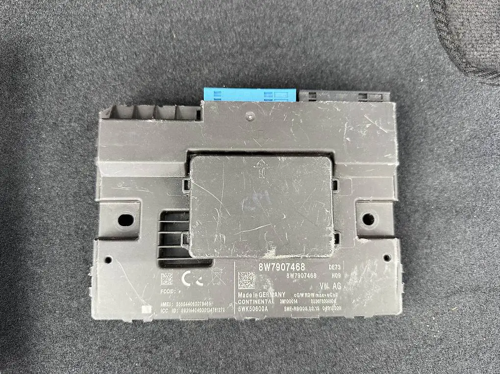 Steuergerät Daten Interface Audi 8W7907468