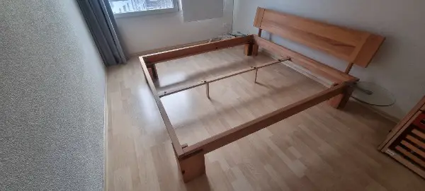 Bettgestell inkl. Lattenrost 1.8 x 2 m - Kernbuche