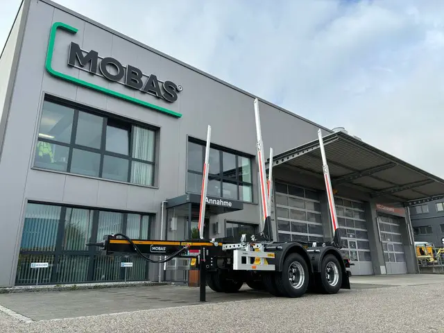 DOLL, A2T, Holztransport