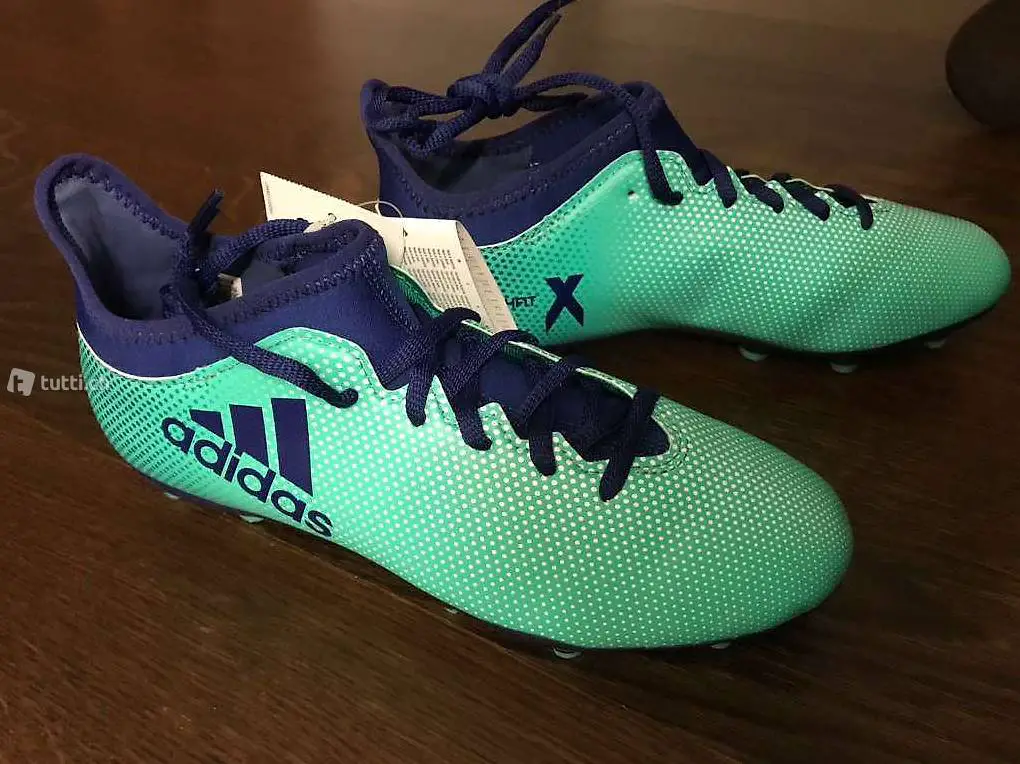 Adidas Fussball Schuhe, Gr. 38-2/3
