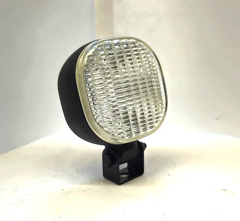 72115900 - Arbeitsscheinwerfer