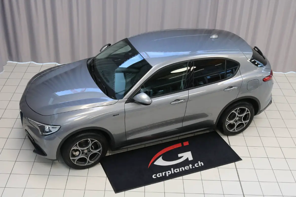 alfa romeo stelvio 2.0 q4 sprint