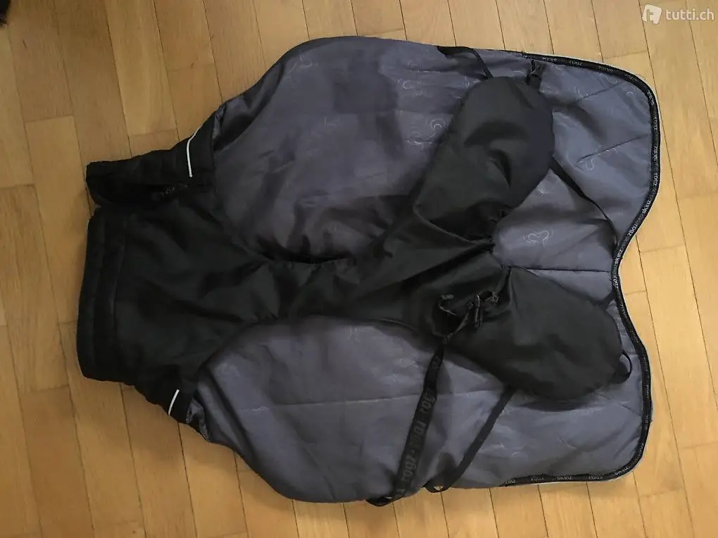 Mantello invernale per cani media taglia (nuovo 80.-)