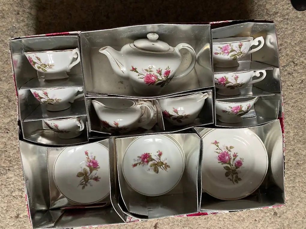 Puppengeschirr Porzellan