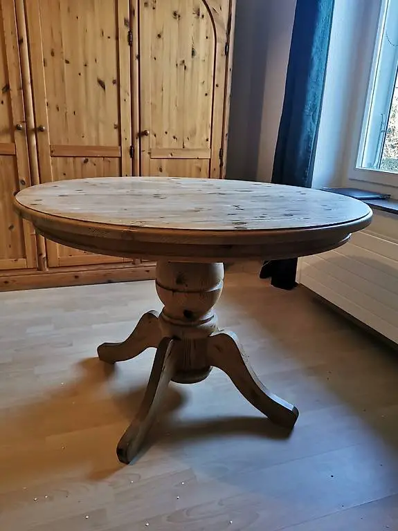 Tisch Holz mit Ausziehplatte