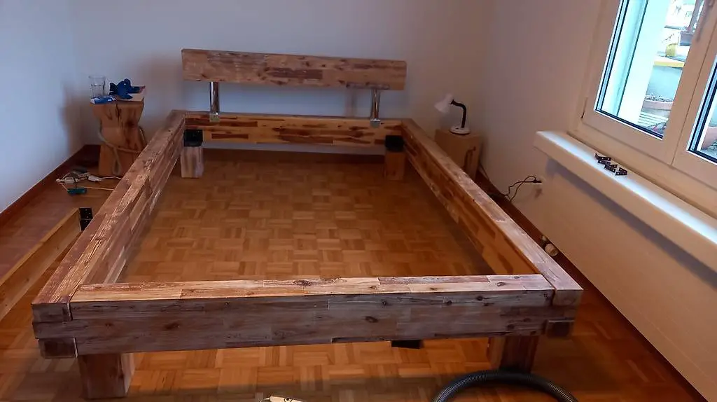 Bettgestell inkl. Lattenrost