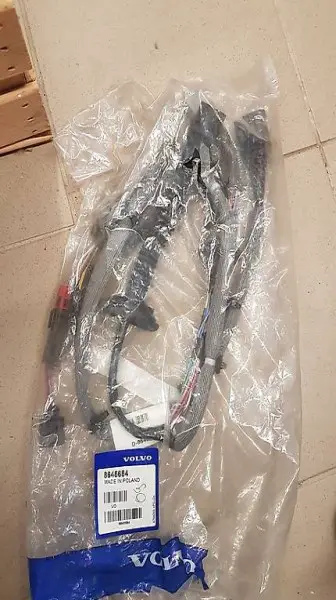 Türkabelbaum hinten rechts Volvo S60/V70/XC70 bis 04