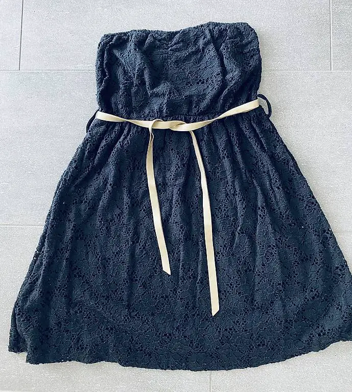 trägerloses kleid von zara grösse s