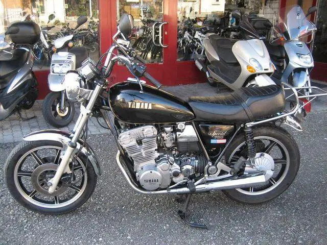 yamaha xs 750 se