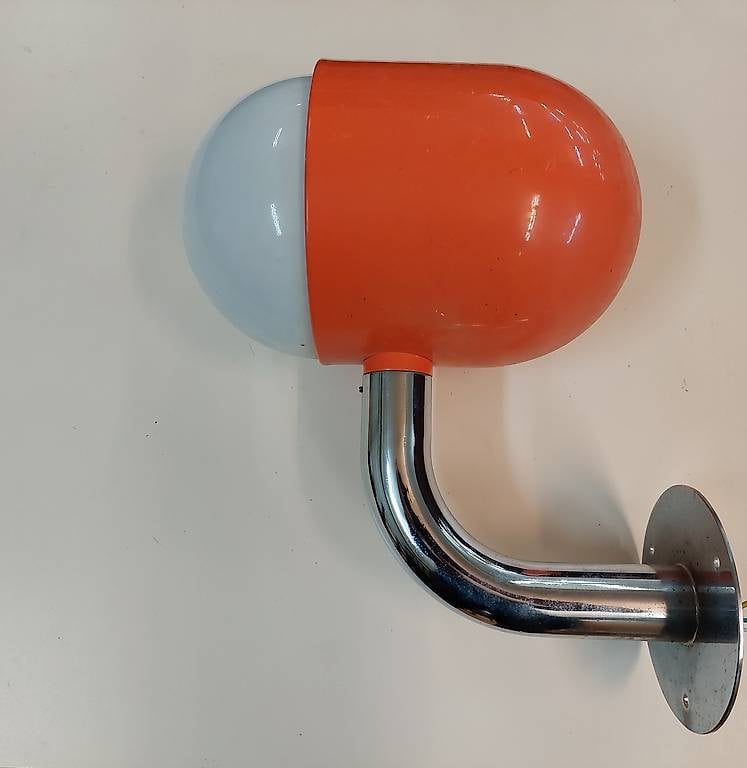 kultige ufo applique wandleuchte sixties