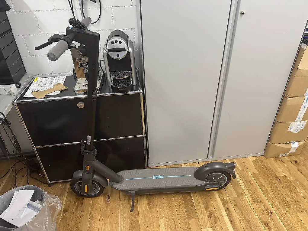 Segway Ninebot MAX G30D II Gen 2 Scooter