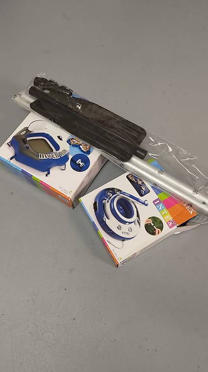 Gummiboot inkl schwimmender Kühlschrank und Padels