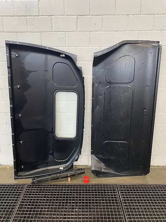 VW T5 Trennwand mit Fenster für Laderaum