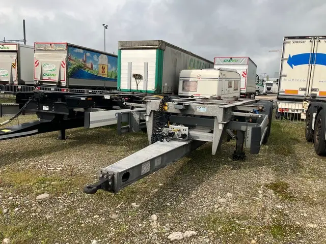 SCHMITZ, ZWF 18/L-20" MIDI tiefgekuppelt, Wechselrahmen / Containerchassis