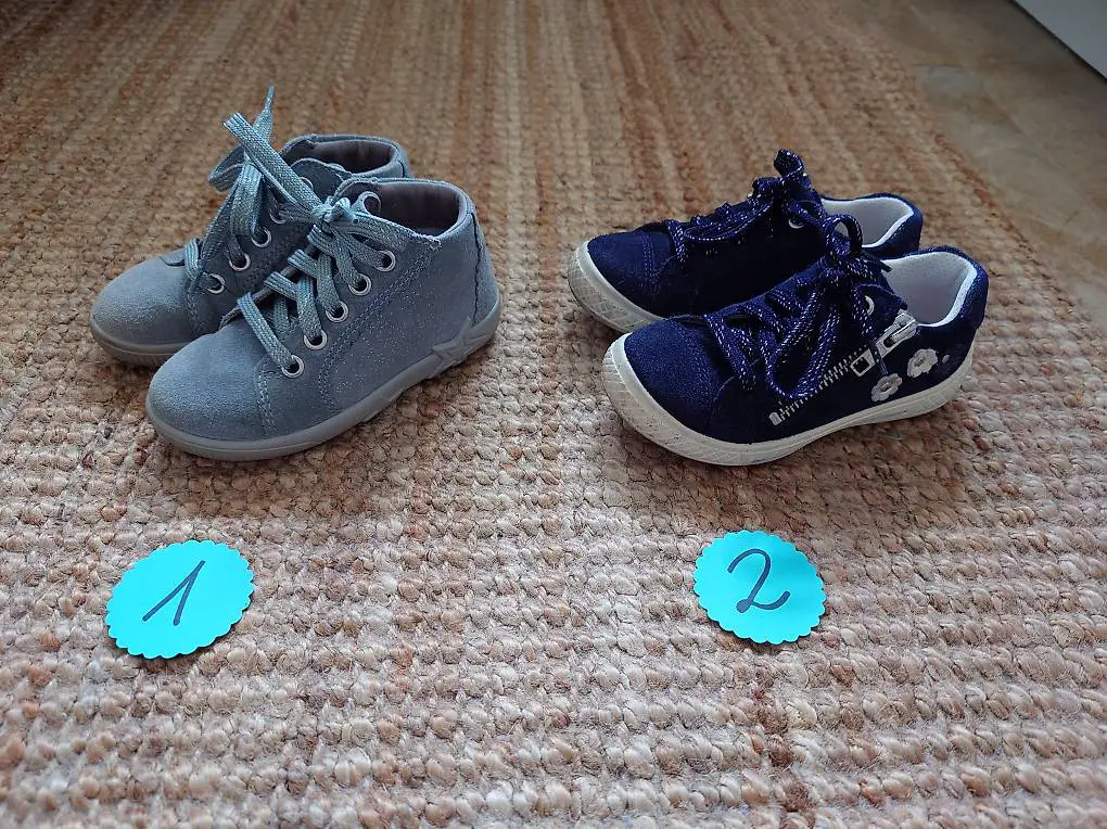 Superfit Schuhe Sneaker Wildleder Grösse 24 und 25