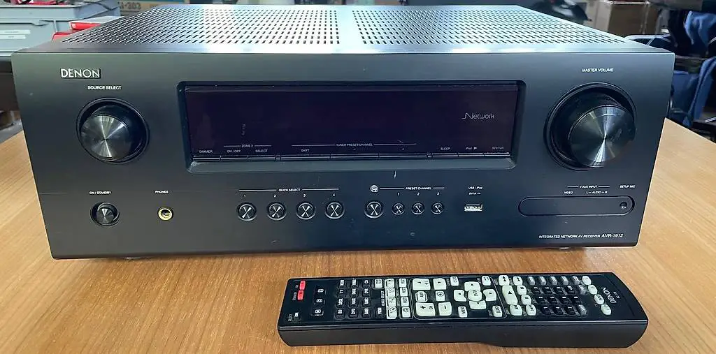 Denon AVR-1912 Network Receiver